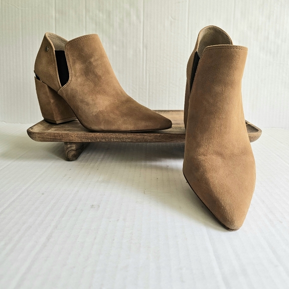 ANTONIO MELANI Shoes - Antonio Melani Maxinee booties size 9.5 tan suede pointed toe leather slip on